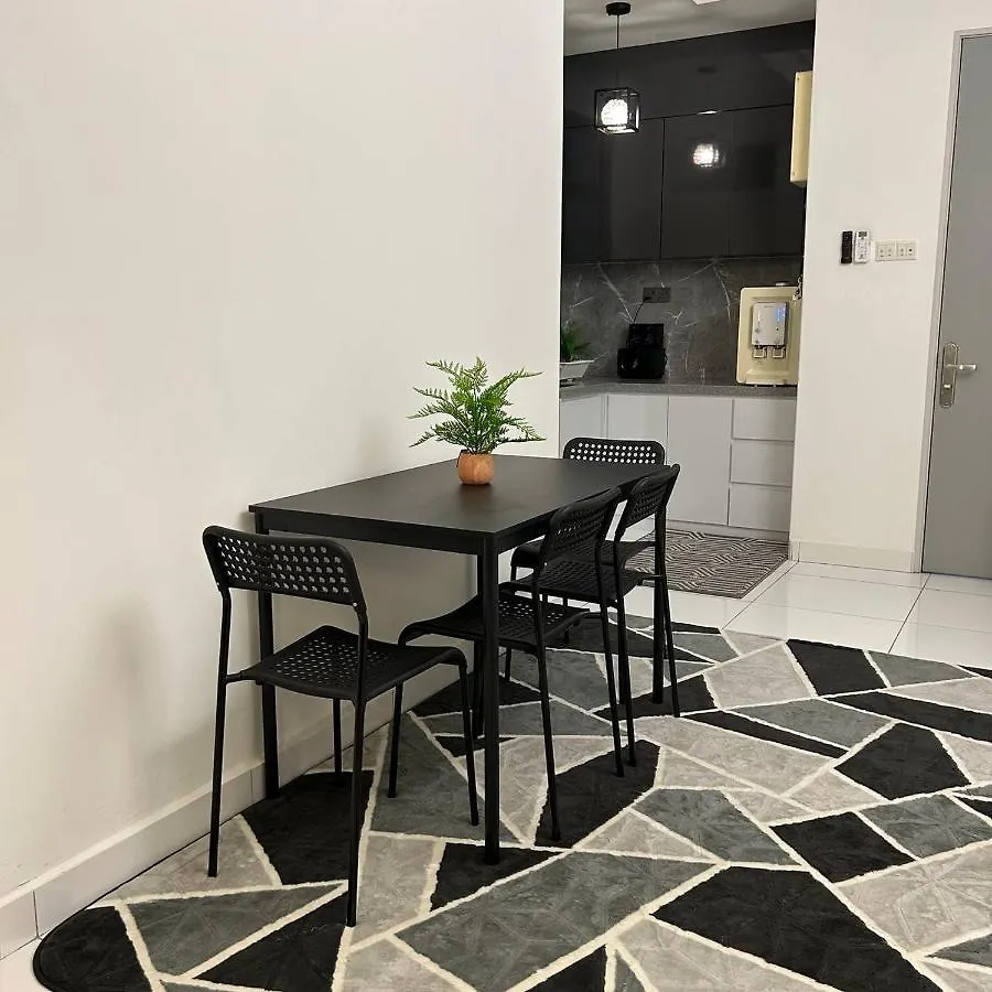 Paradigm Mall 1Br-Poolview-Netflix-Wifi By Jb Relax Homestay Johor Bahru